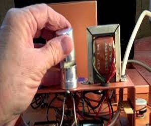Radio Frequency (RF) Signal Generator Market