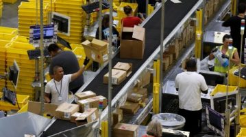 Amazon Rolls Its Second Fulfillment Center In UP Amazon Rolls Its Second Fulfillment Center In UP